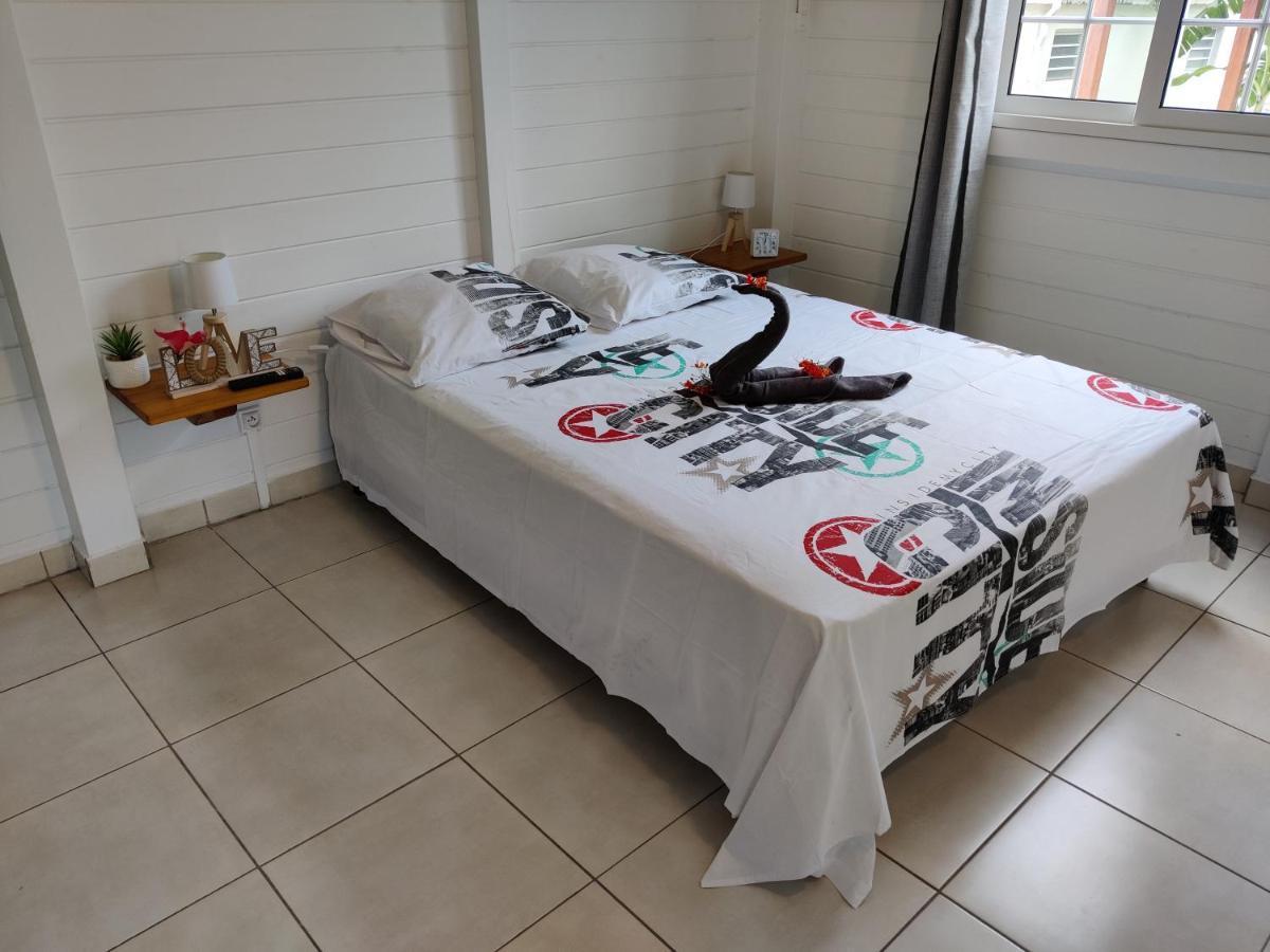 Keshy Island Colibri Apartment Baillif ภายนอก รูปภาพ