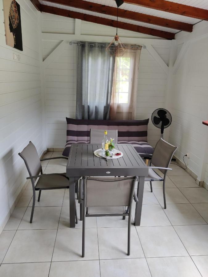 Keshy Island Colibri Apartment Baillif ภายนอก รูปภาพ